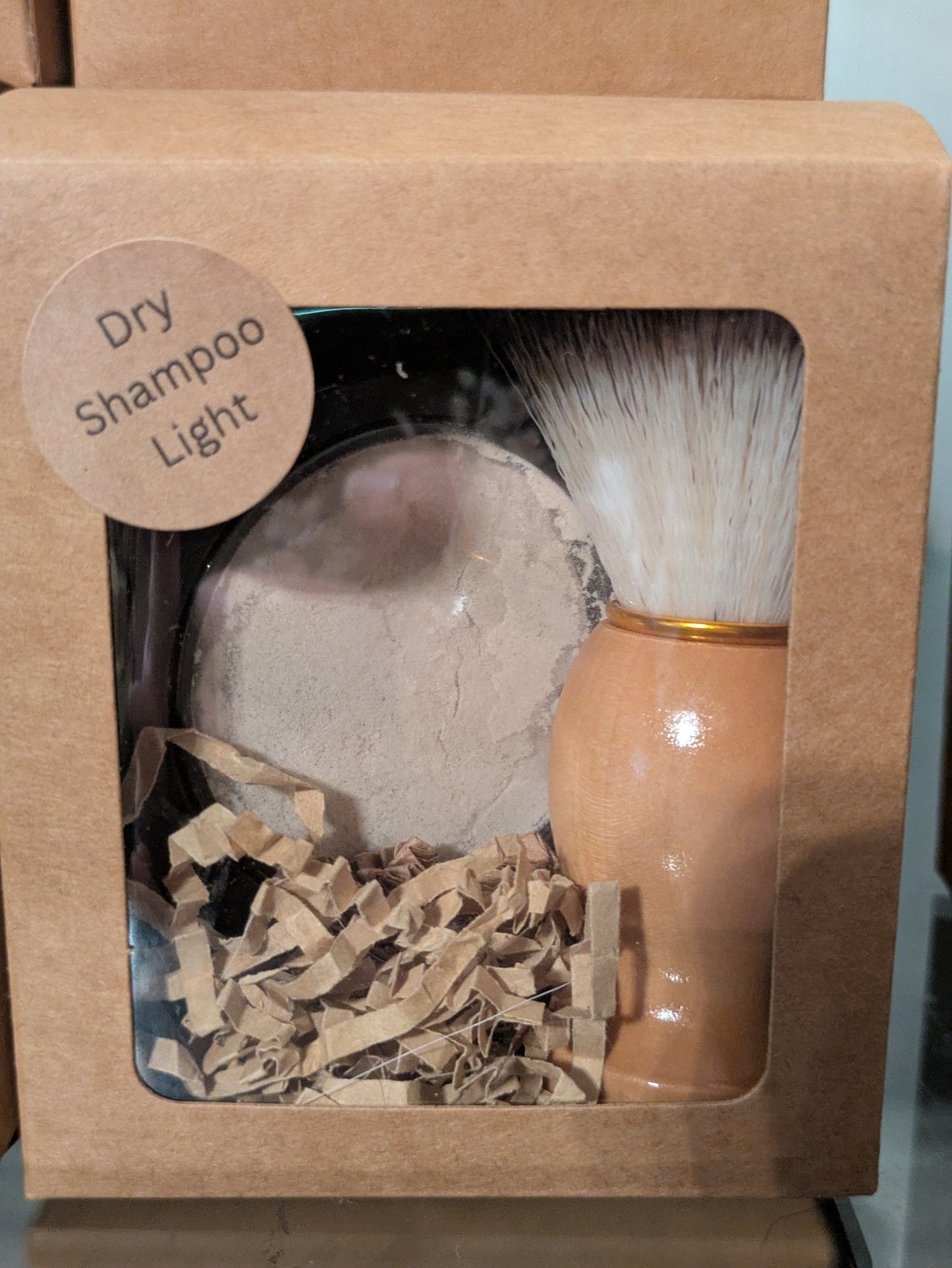 All Natural Dry Shampoo for light hair with brush